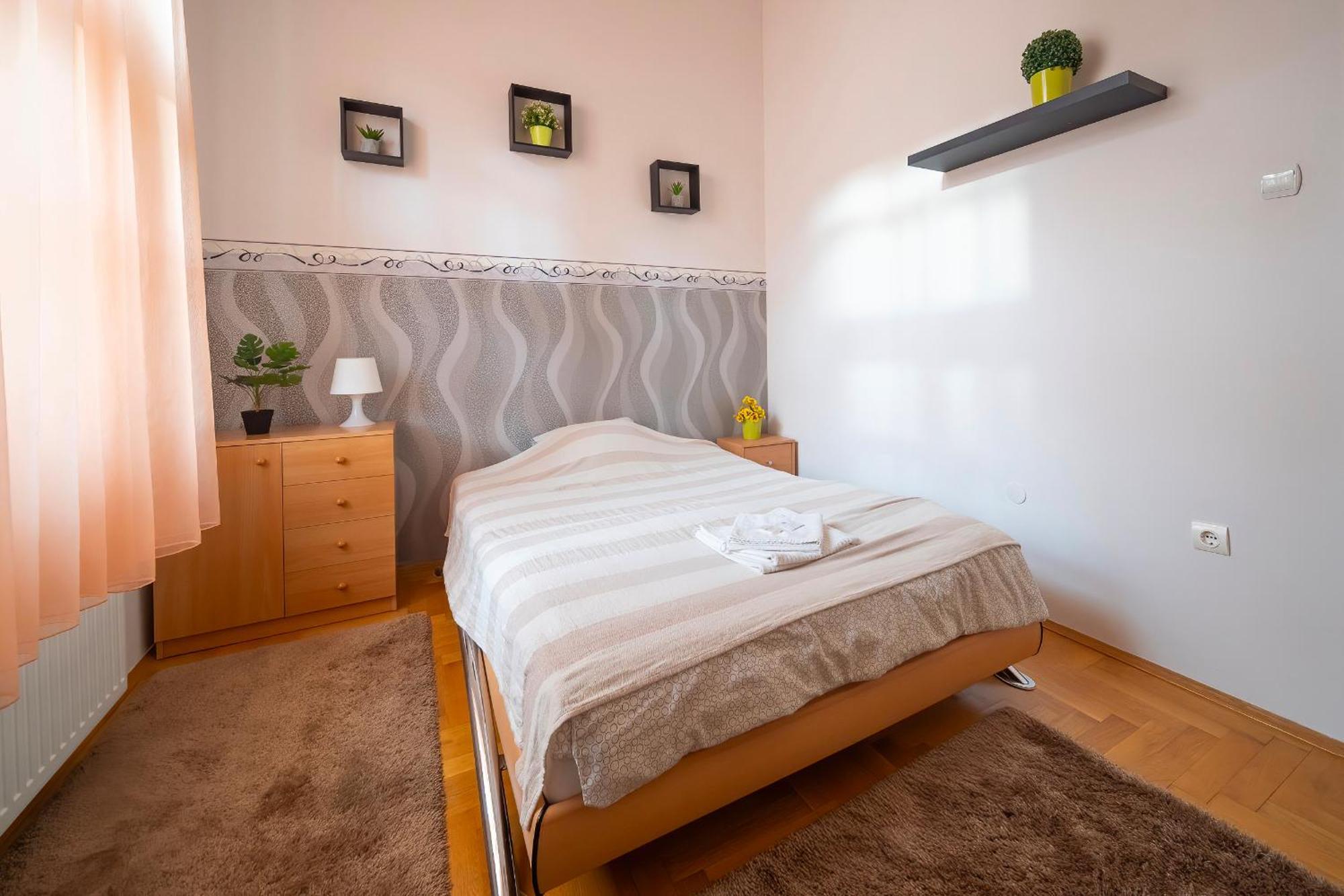 Tomka Apartman Szeged Ngoại thất bức ảnh