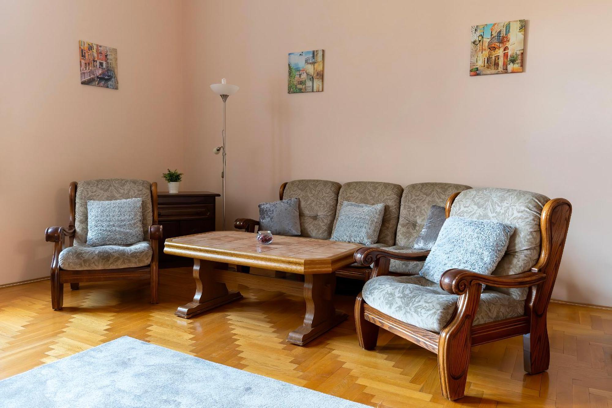 Tomka Apartman Szeged Ngoại thất bức ảnh