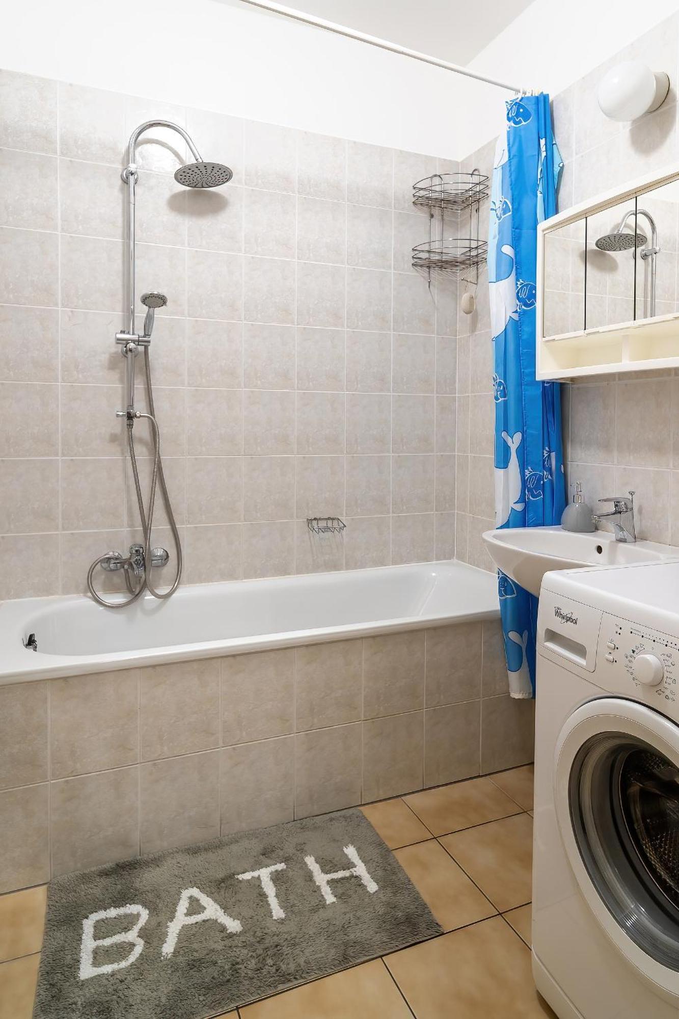 Tomka Apartman Szeged Ngoại thất bức ảnh