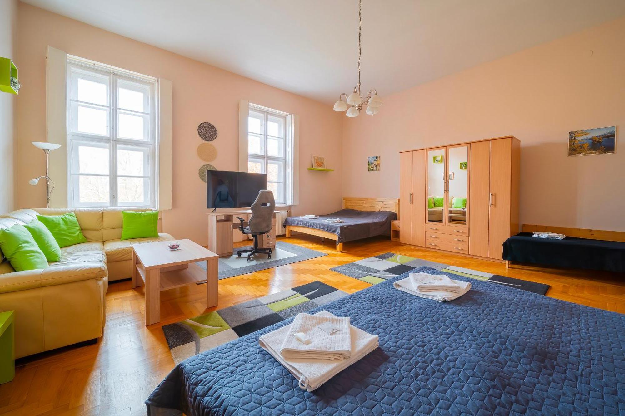 Tomka Apartman Szeged Ngoại thất bức ảnh